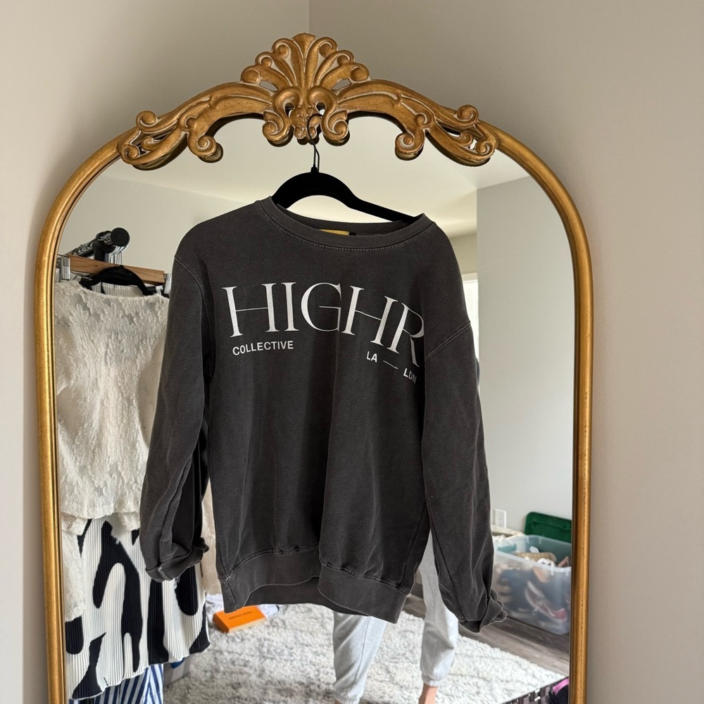 Black Graphic Crewneck Sweatshirt